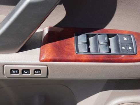 Used 2013 Lexus GX 460 w/ Comfort Plus Pkg image 22