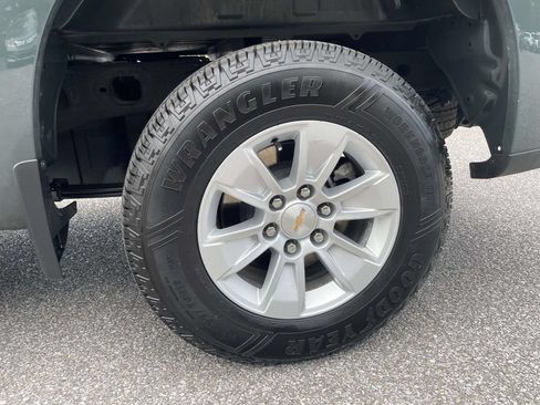 Used 2025 Chevrolet Silverado 1500 LT AWD/4WD image 10