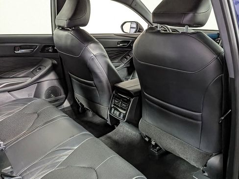 Used 2021 Toyota Avalon Limited w/ Advanced Safety Package image 38