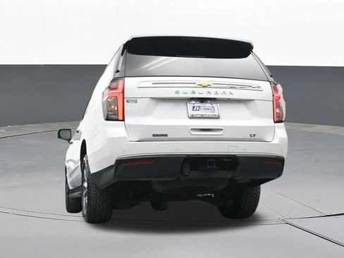 Used 2024 Chevrolet Suburban LT w/ LT Signature Package image 48