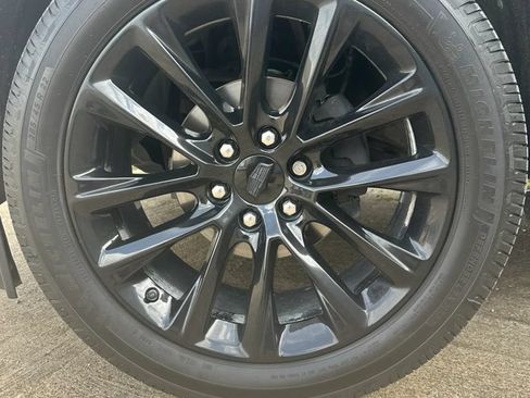 Used 2019 Cadillac Escalade Premium Luxury w/ Escalade Sport Edition AWD/4WD image 53