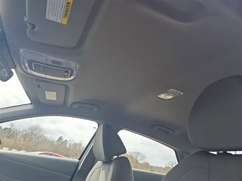 New 2026 Hyundai Elantra Sport image 31