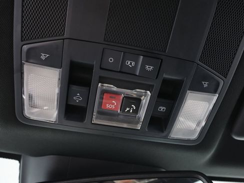 Used 2020 Mitsubishi Eclipse Cross SEL AWD/4WD image 39