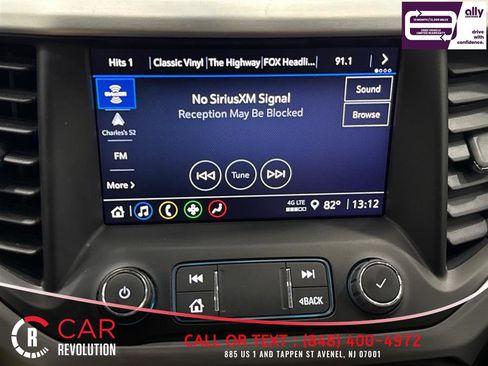 Used 2023 GMC Acadia SLE w/ Driver Convenience Package FWD image 18