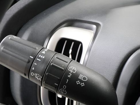 Used 2025 Ford Expedition Active image 19