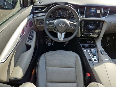 Used 2023 INFINITI QX50 Luxe image 11