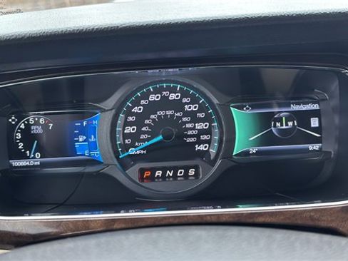 Used 2014 Ford Taurus Limited w/ Equipment Group 301A image 19