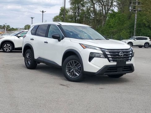 Used 2024 Nissan Rogue S AWD/4WD image 1