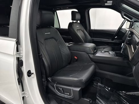 Used 2022 Ford Expedition Max Platinum image 35