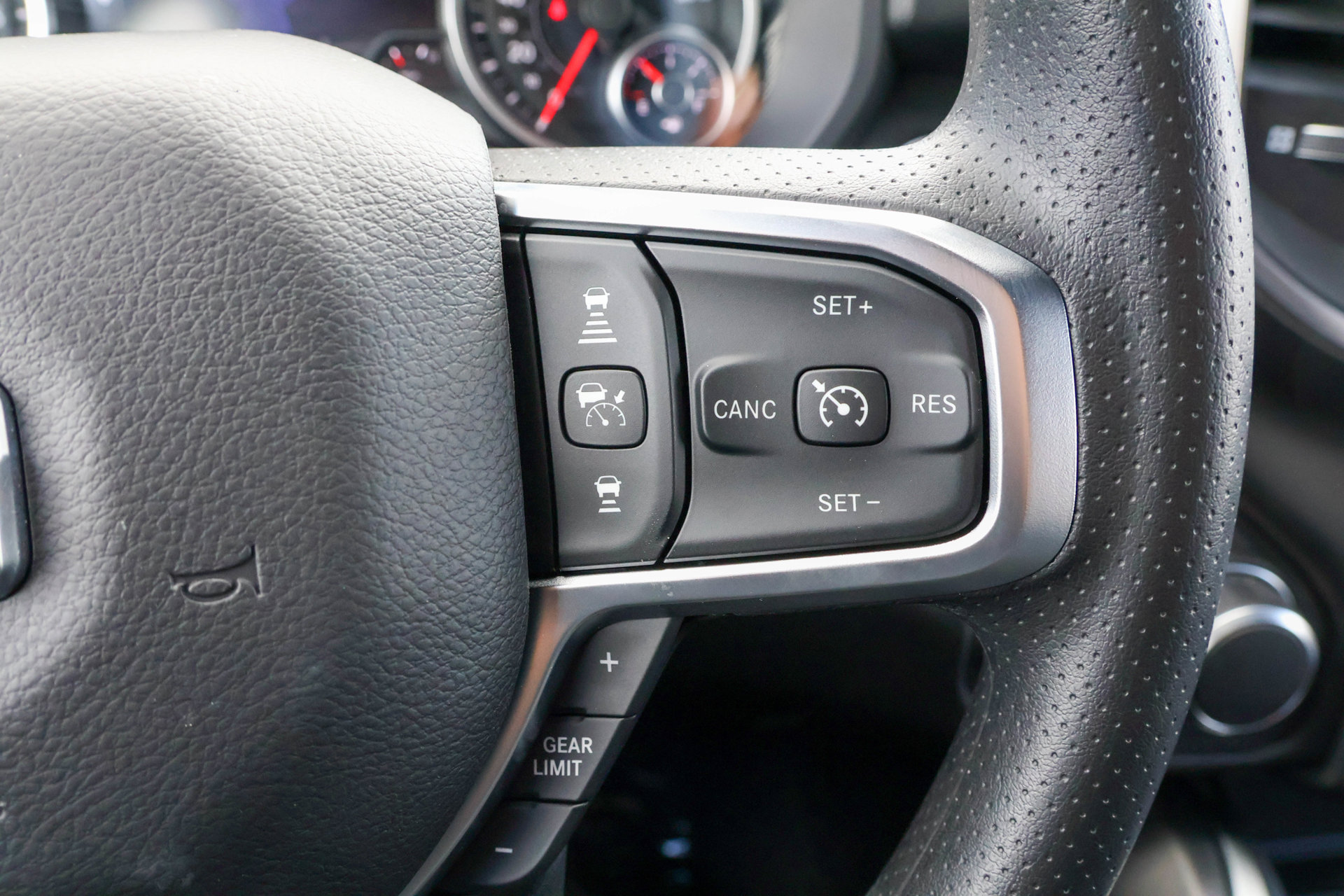 New 2026 RAM 1500 Express AWD/4WD image 28
