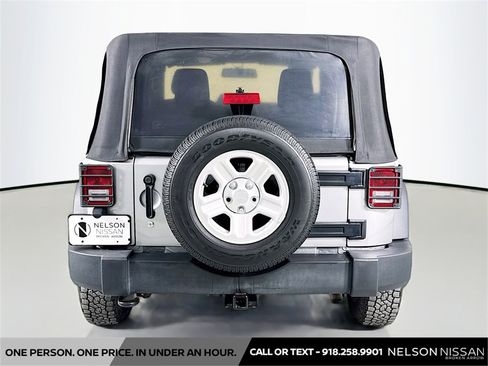 Used 2017 Jeep Wrangler Sport image 6