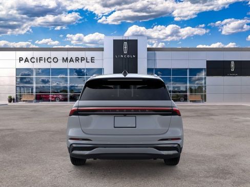 New 2026 Lincoln Nautilus Reserve w/ Jet Appearance Package AWD/4WD image 5