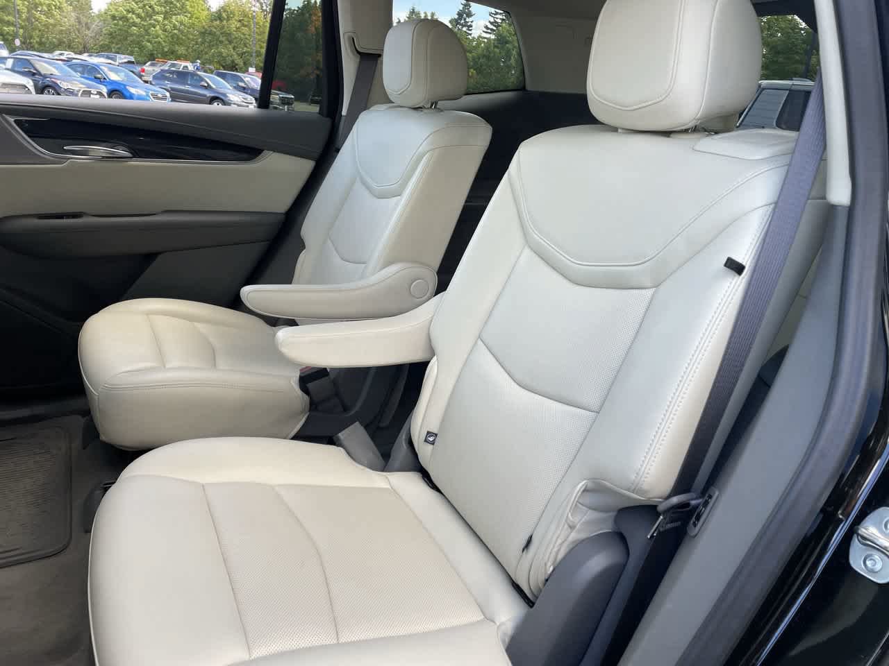 Certified 2024 Cadillac XT6 Premium Luxury w/ Technology Package AWD/4WD image 20