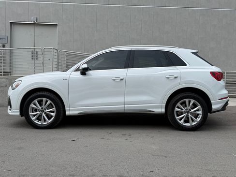 Used 2024 Audi Q3 2.0T Premium Plus AWD/4WD image 2