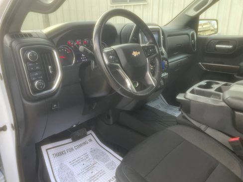 Used 2019 Chevrolet Silverado 1500 LT w/ Convenience Package image 13