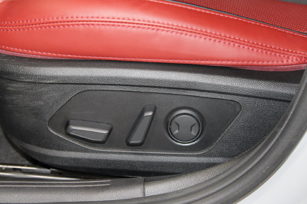 Used 2024 Kia K5 GT-Line w/ GT-Line Premium Package FWD image 19