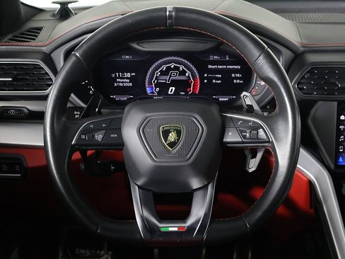Used 2019 Lamborghini Urus image 44