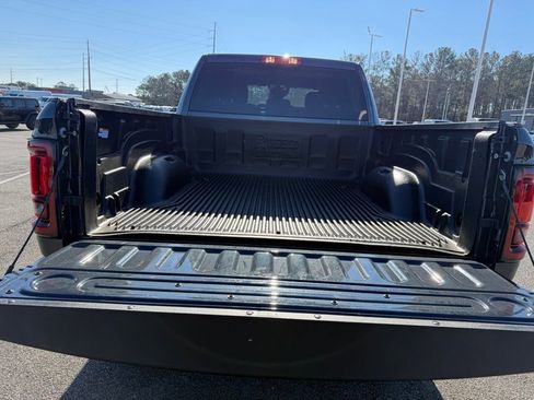 New 2026 RAM 2500 Big Horn AWD/4WD image 10
