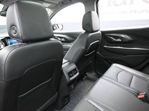 Used 2023 GMC Terrain SLT FWD image 24