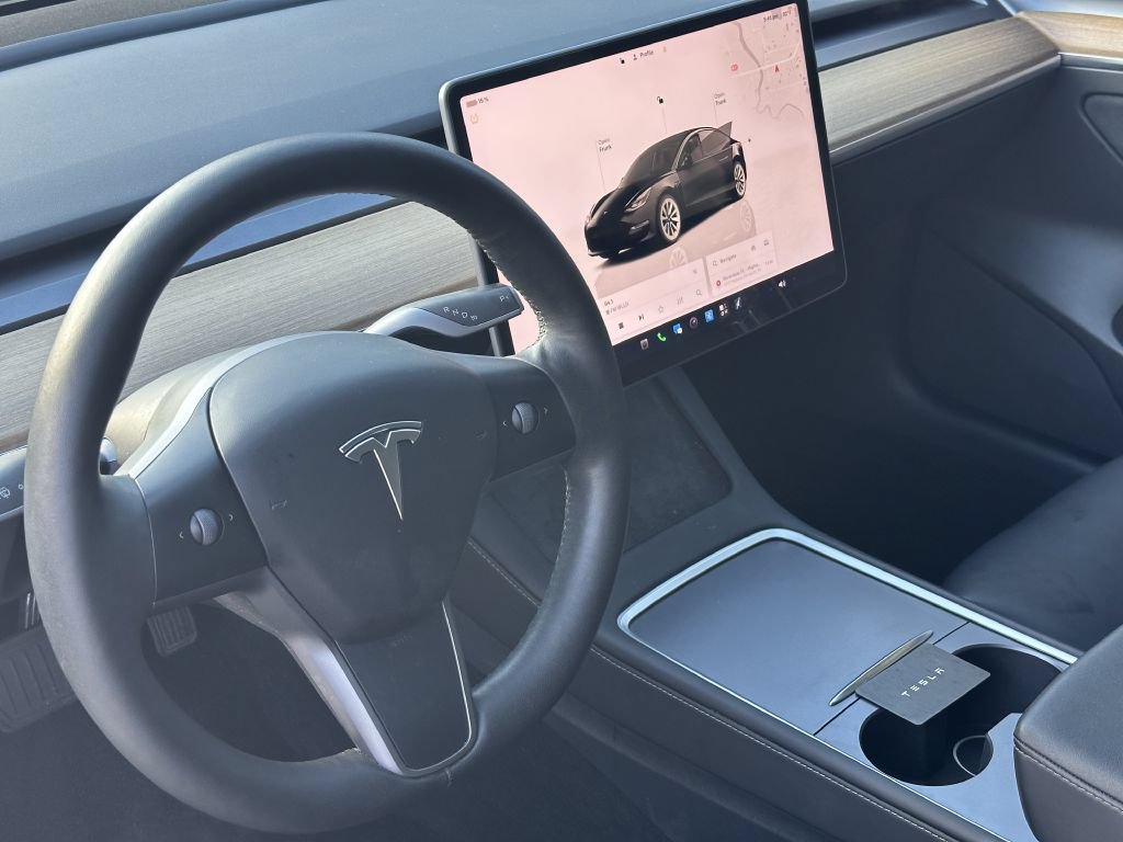 Used 2023 Tesla Model 3 Standard Range RWD image 7