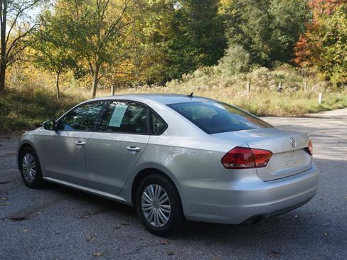 Used 2014 Volkswagen Passat 1.8T S FWD image 3