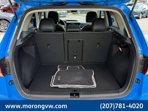 Used 2023 Volkswagen Taos SEL AWD/4WD image 17
