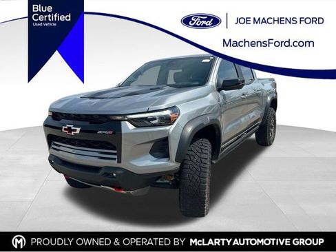 Used 2026 Chevrolet Colorado ZR2 w/ Technology Package AWD/4WD image 1