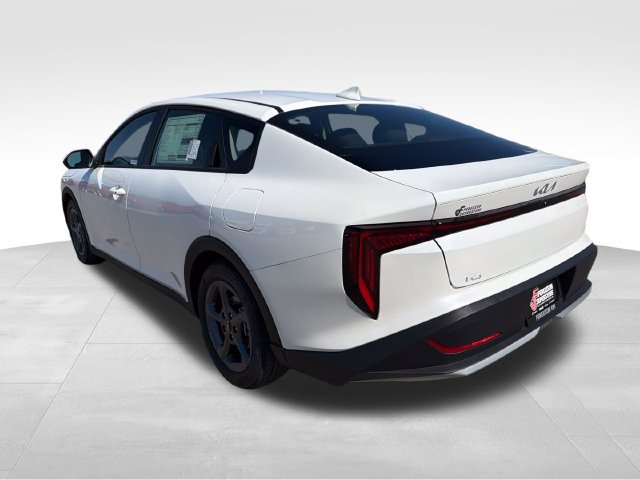 New 2026 Kia K4 FWD image 5