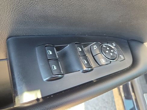 Used 2022 Lincoln Nautilus Reserve w/ Equipment Group 201A image 14