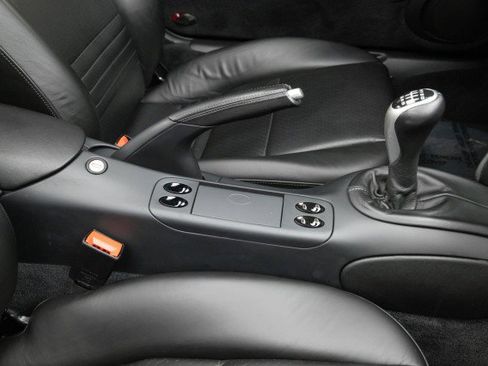 Used 2001 Porsche 911 Carrera image 32