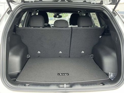 New 2025 Jeep Compass Sport AWD/4WD image 19