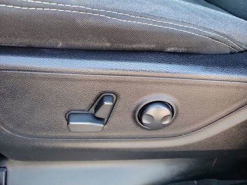 Used 2022 RAM 1500 Lone Star image 11