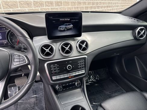 Used 2018 Mercedes-Benz GLA 250 4MATIC image 24