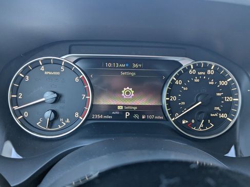 Used 2023 Nissan Rogue SV image 17