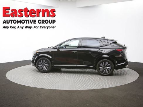 Used 2023 Nissan Ariya AWD image 59