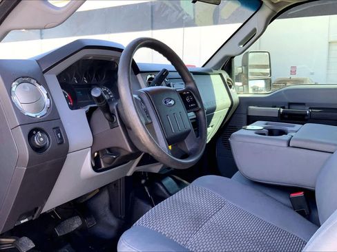 Used 2016 Ford F250 XLT image 17