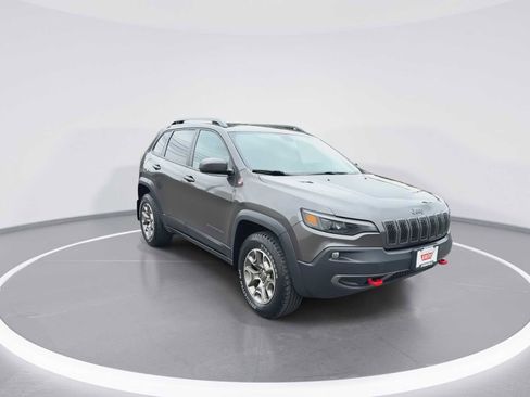 Used 2020 Jeep Cherokee Trailhawk w/ Cold Weather Group image 2