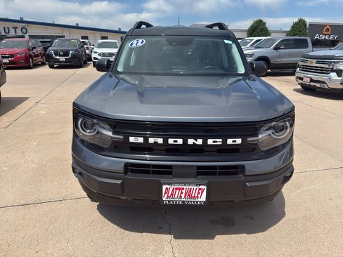 Used 2022 Ford Bronco Sport Outer Banks w/ Tech Package AWD/4WD image 2
