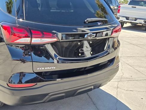 Used 2022 Chevrolet Equinox LS w/ LS Convenience Package FWD image 5