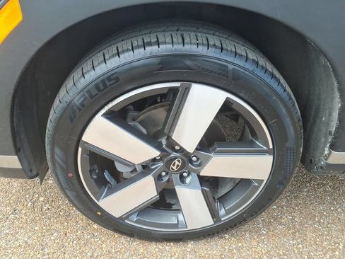 Used 2024 Hyundai Santa Fe Limited FWD image 10