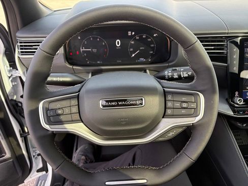 New 2026 Jeep Grand Wagoneer Limited AWD/4WD image 12
