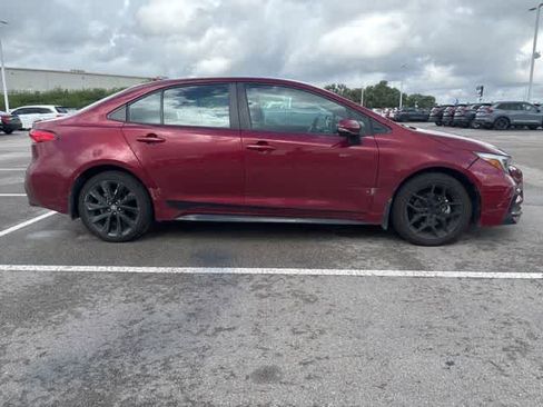 Used 2024 Toyota Corolla SE FWD image 6
