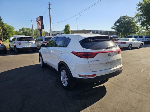 Used 2018 Kia Sportage LX AWD/4WD image 8