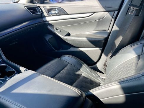 Used 2023 Nissan Maxima Platinum w/ Sport Mat Group FWD image 25