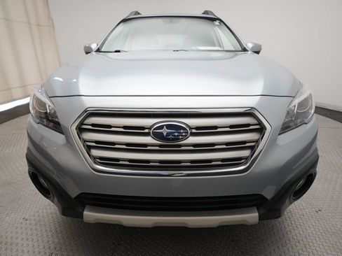 Used 2017 Subaru Outback 2.5i Limited AWD/4WD image 23