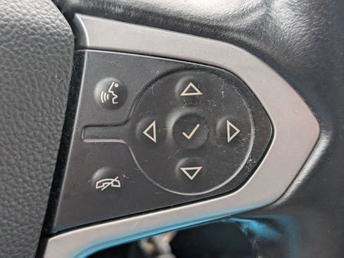 Used 2018 Chevrolet Colorado LT RWD image 15