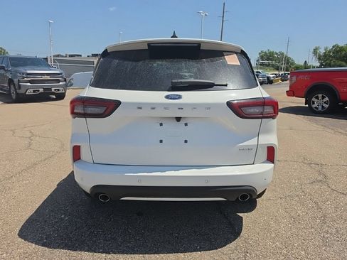 Used 2023 Ford Escape ST-Line Select w/ Tech Pack #2 AWD/4WD image 6
