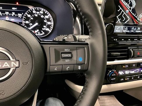 New 2025 Nissan Pathfinder SL w/ Lighting Package (N92) image 22