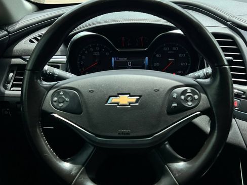 Used 2019 Chevrolet Impala Premier FWD image 13