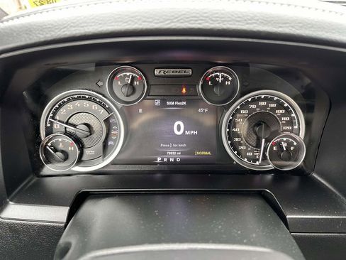 Used 2018 RAM 1500 Rebel w/ Luxury Group AWD/4WD image 18